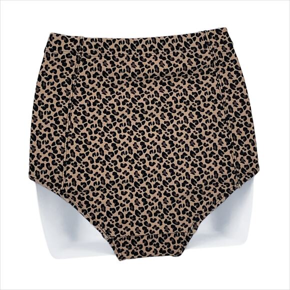 Bombshell Bikini Bottom in Tan and Black Leopard Print Size Medium - Picture 2 of 5